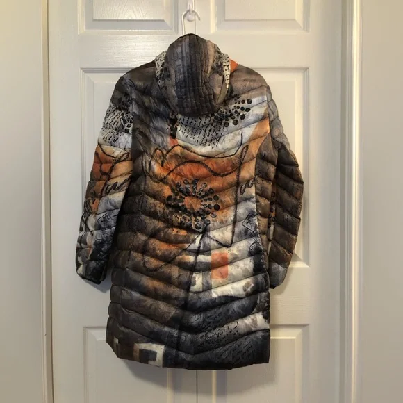 Stylish Multicolor Women's Puffer Jacket - Picture 4 of 9